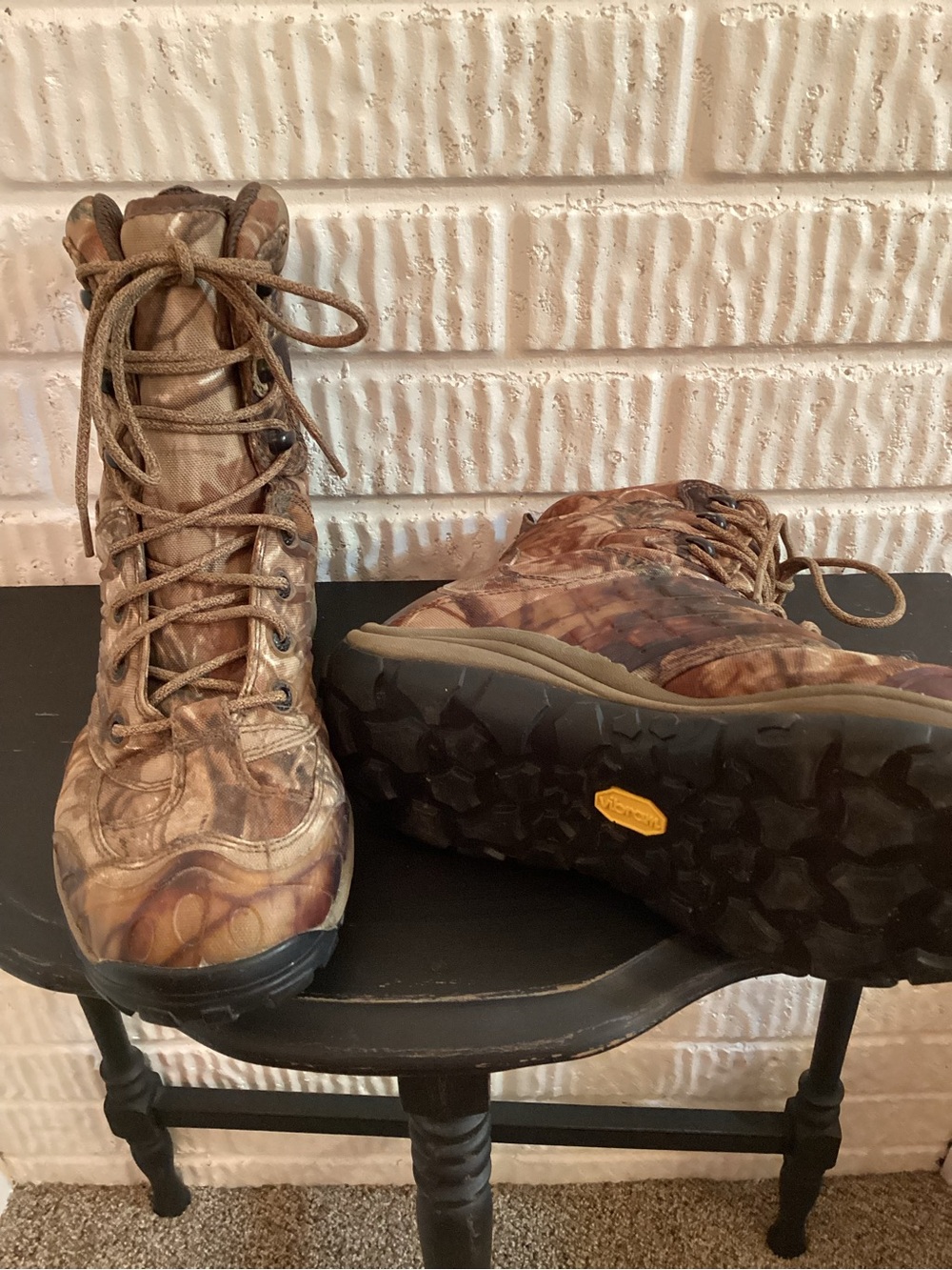 Cabela's Boots Mens Size 8 Camo Dry-Plus Waterproof 81-3603 Hunting Bush Vibram